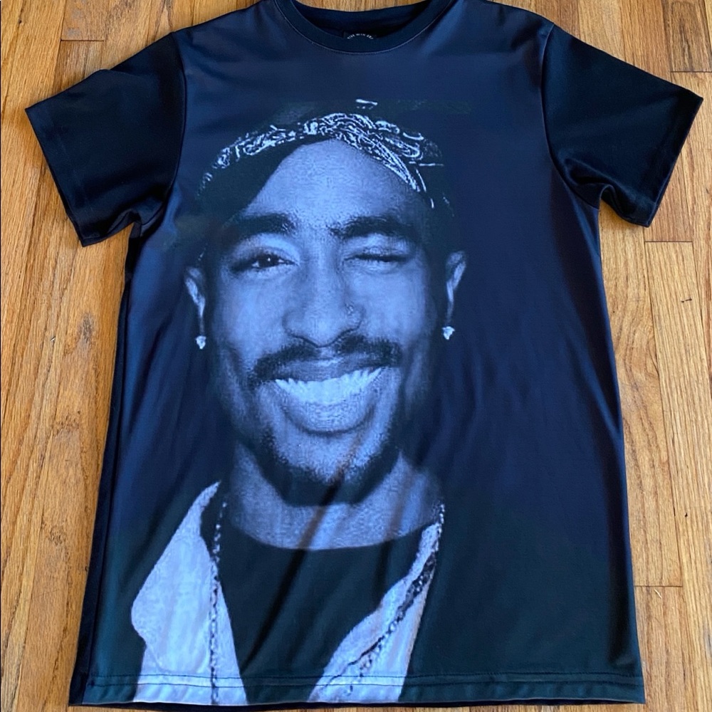 Tupac shirt
